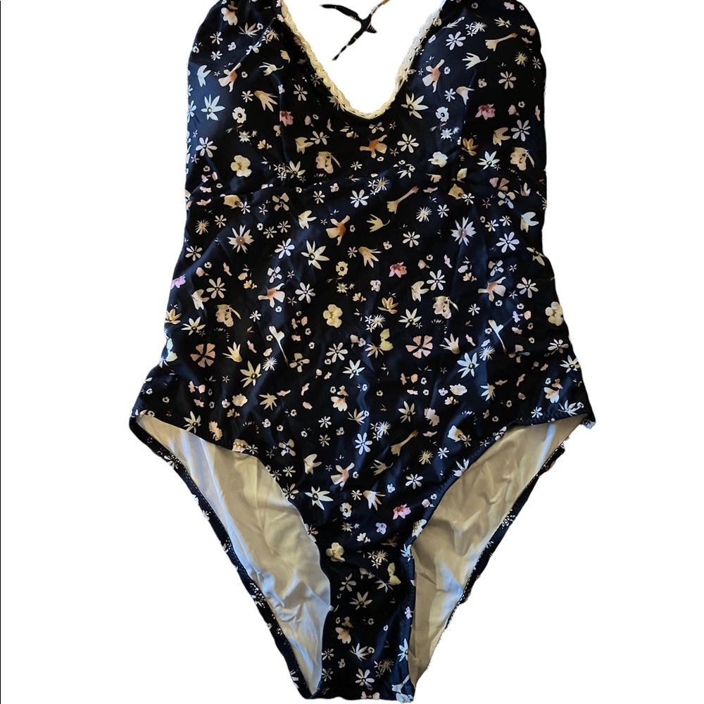 NWOT Floral One Piece Swimsuit L